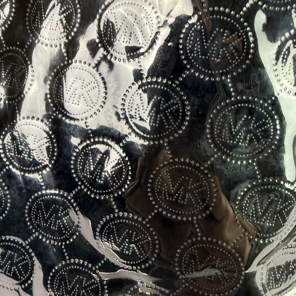 Michael Kors Jet Set Shoulder Tote Bag Black Patent Leather Logo Pattern AV-1302 - Picture 4 of 16